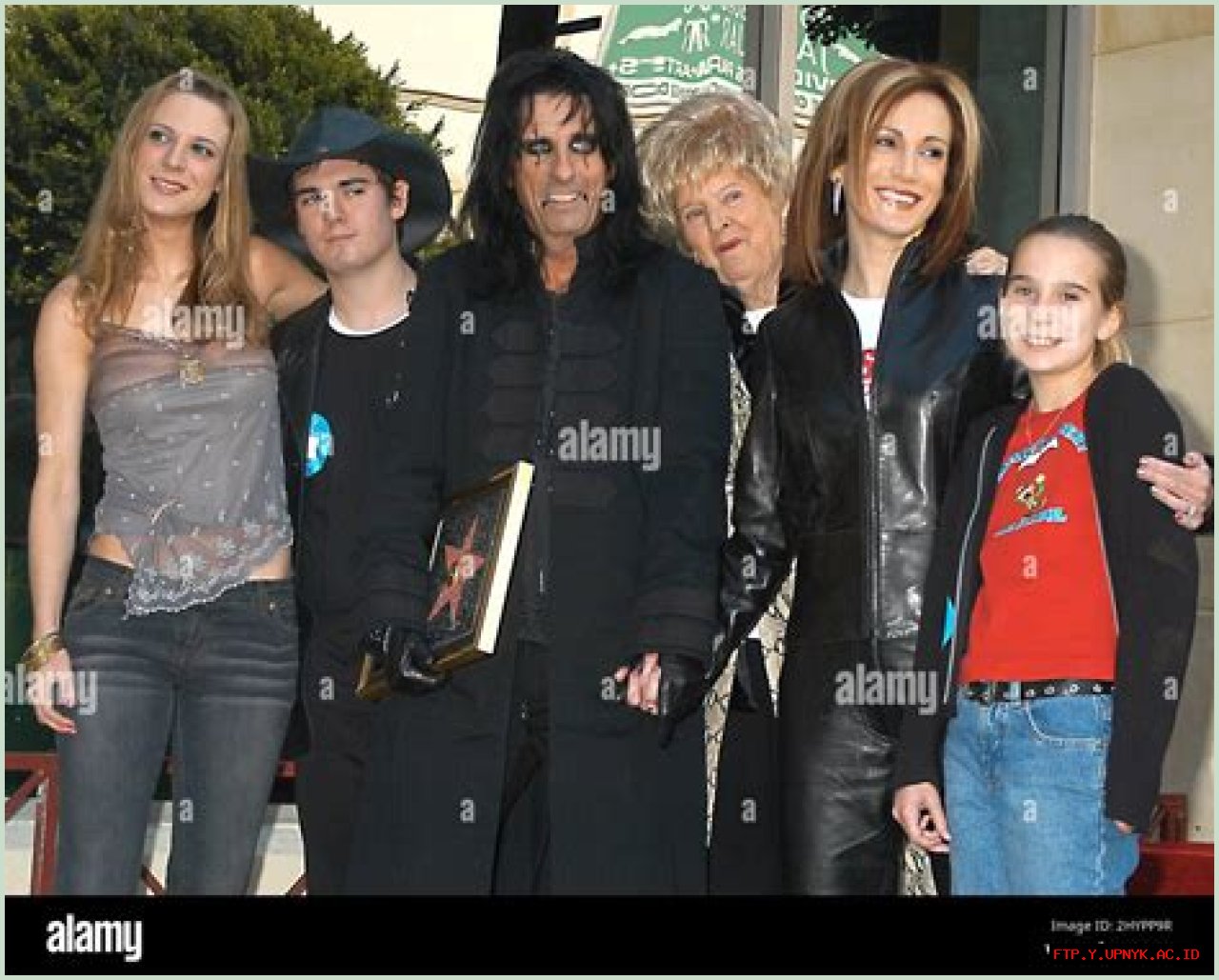 Alice Cooper's Kids: A Look At His Family And Legacy