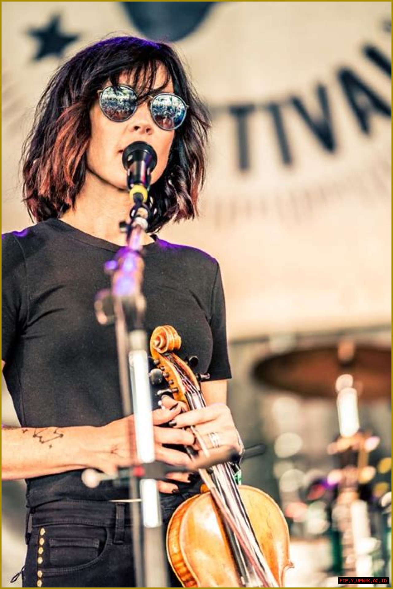 Amanda Shires: Country Music's Rising Star