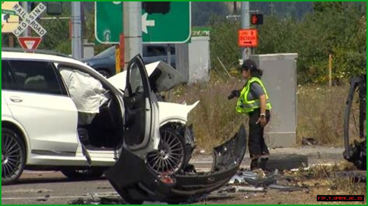 Amber Rex's Shocking Car Accident: Details And Aftermath