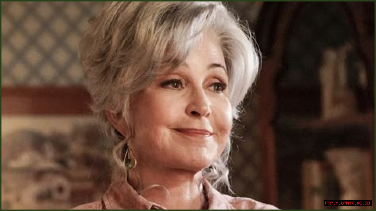 Annie Potts In Her Early Years: A Story Of Talent And Inspiration