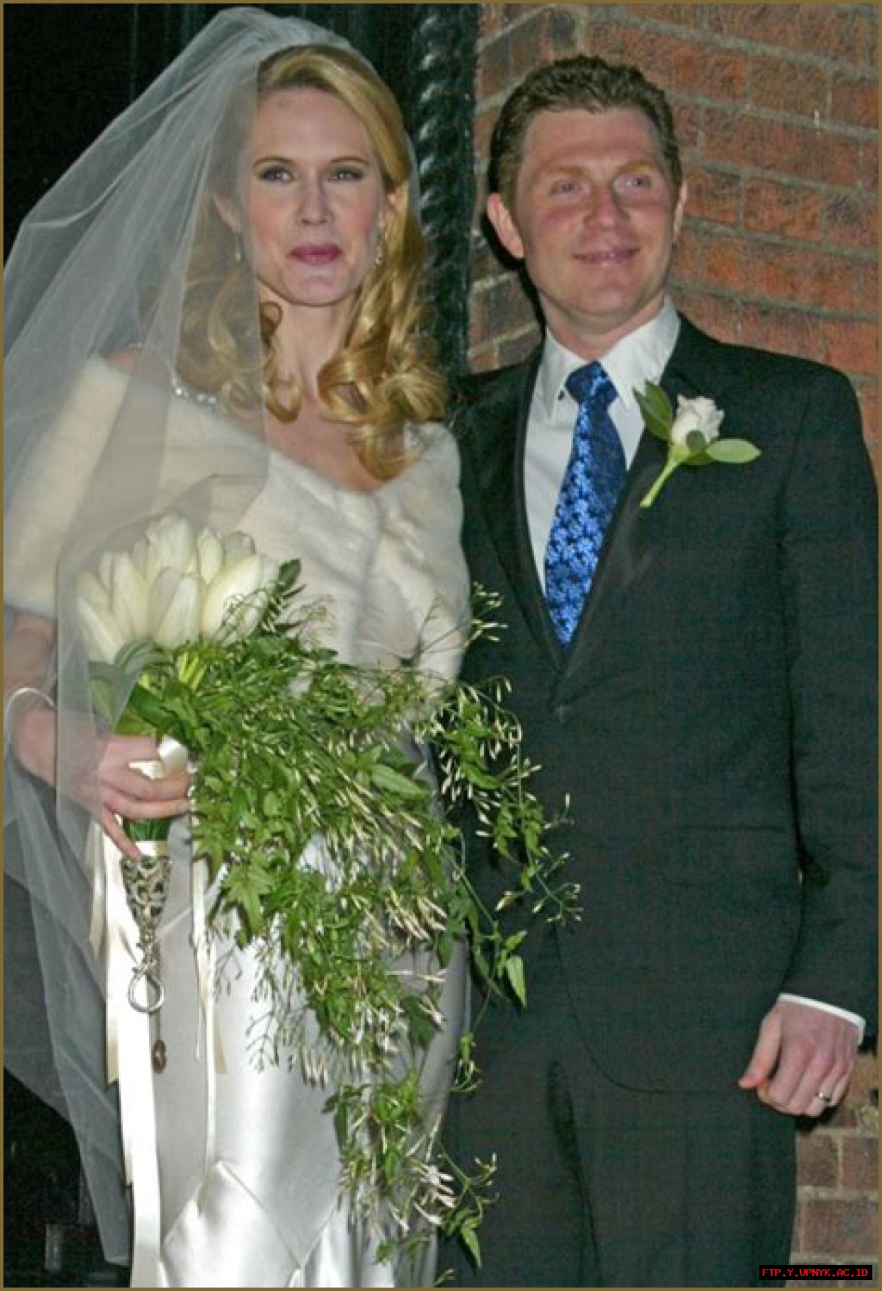 Bobby Flay's Marital Status: Newly Married Or Happily Single?