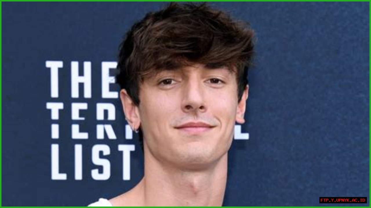 Bryce Hall's Impressive Height On TikTok: Unveiling The Stats