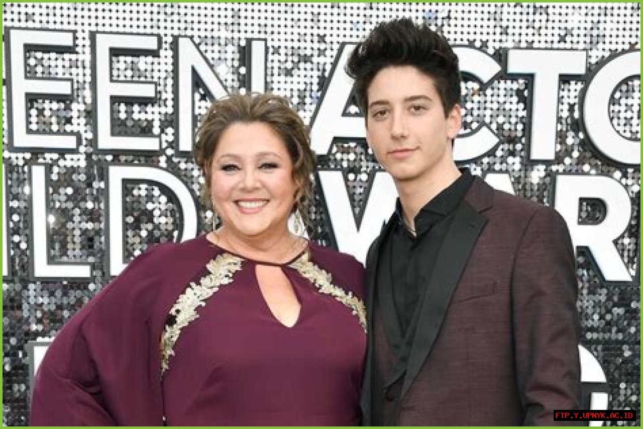 Camryn Manheim's Relationship Timeline: Past And Present Partners