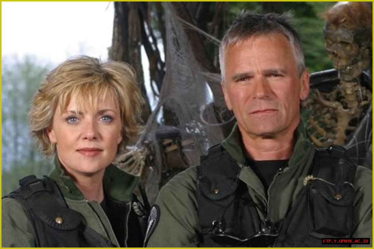 Captivating Duo: Amanda Tapping And Richard Dean Anderson Together