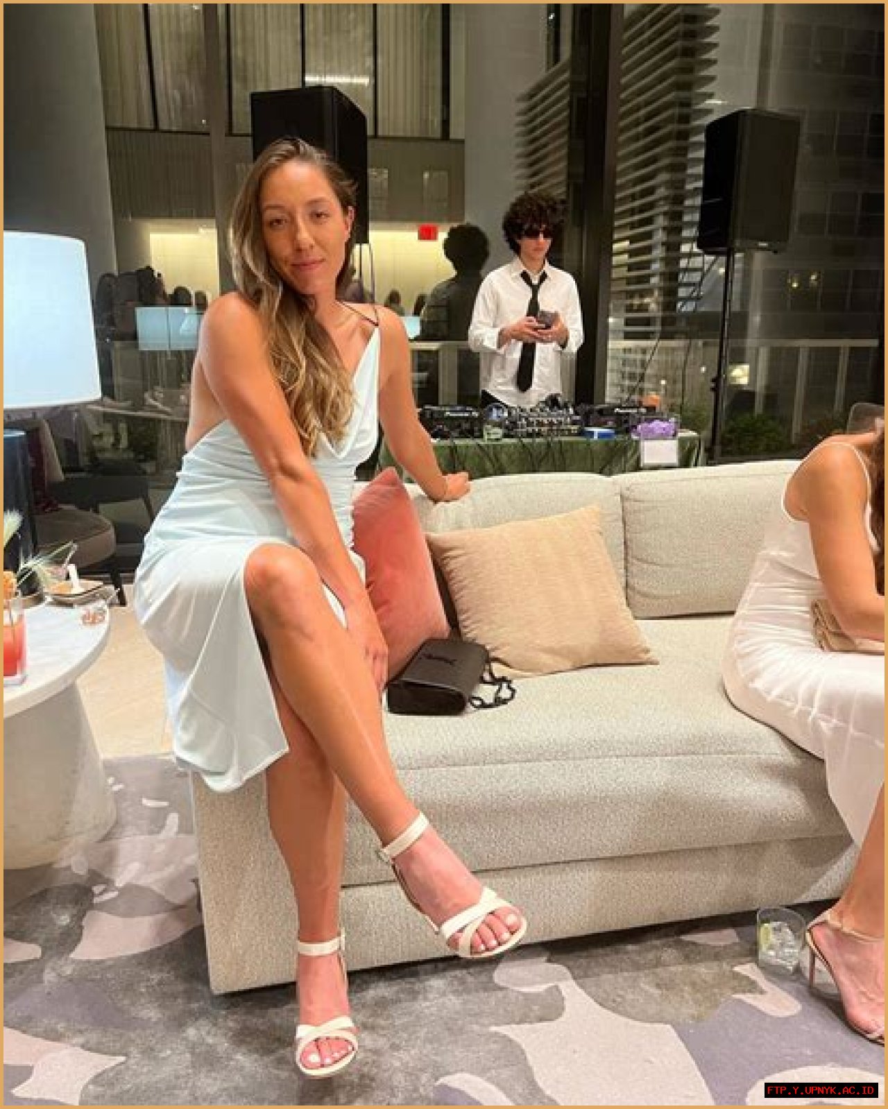 Cariad Ryan's Vital Statistics: Height, Weight, Net Worth, And Age Revealed