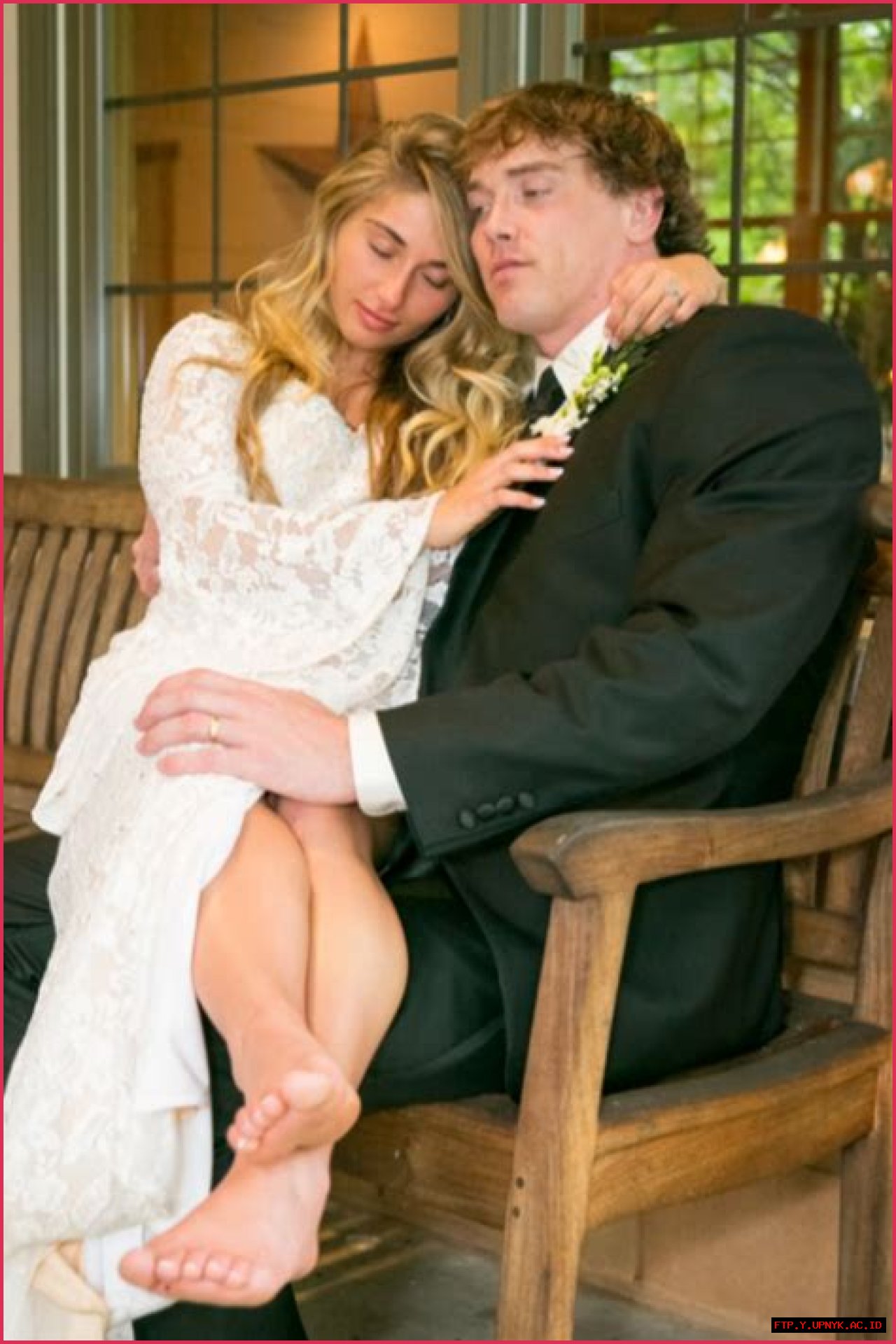 Carriejune Anne Bowlby Husband: Uncovering Her Marital Status