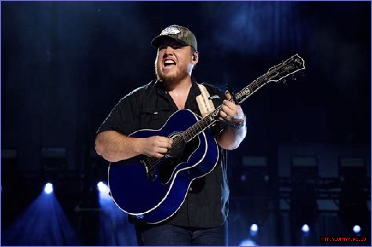 Catch Luke Combs Live In Kansas City: Unforgettable Country Music Experience
