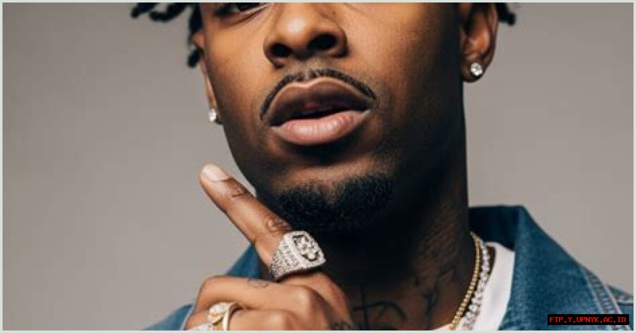 Discover 21 Savage's Label Connection And Success