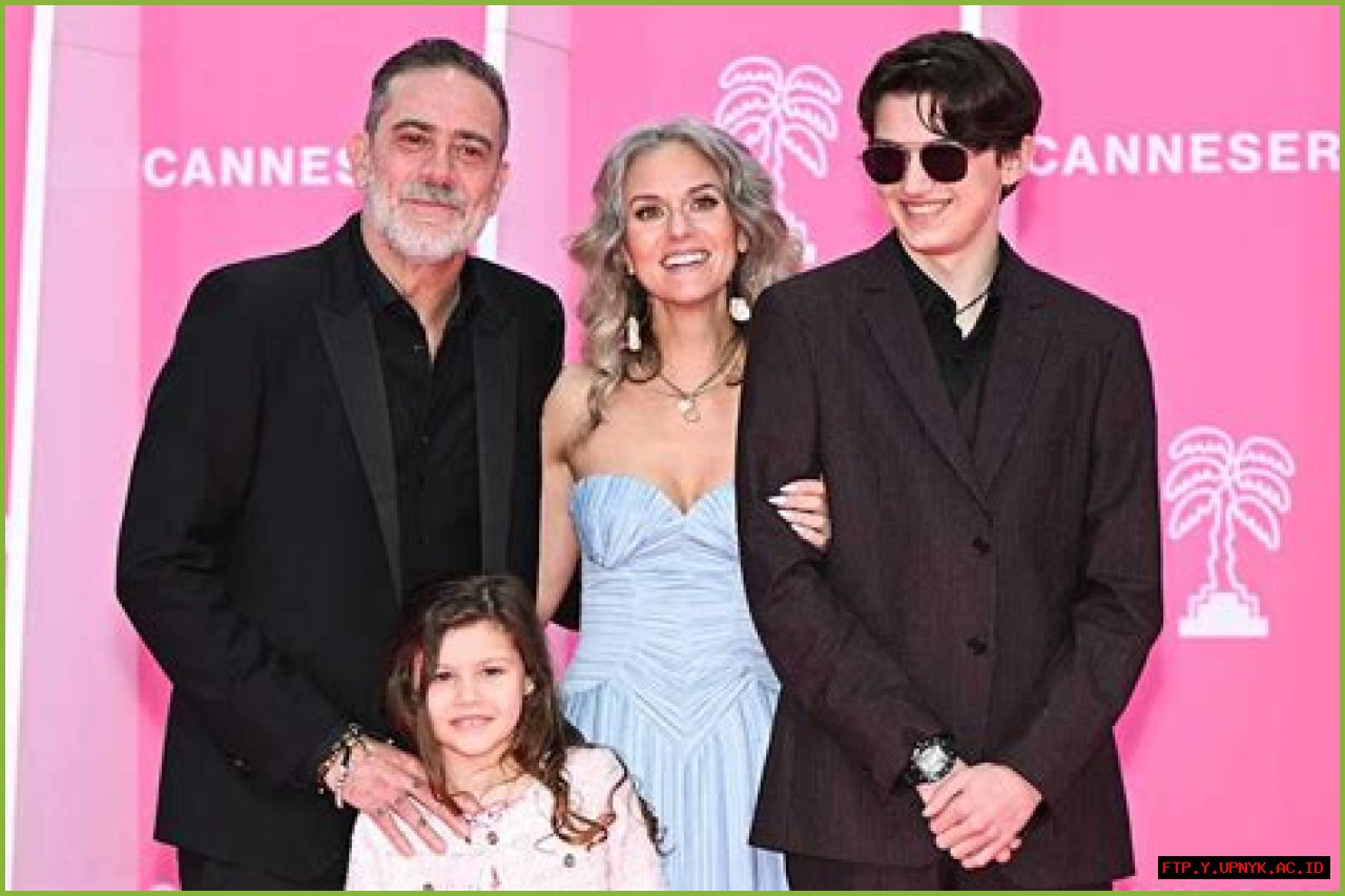 Discover Jeffrey Dean Morgan's Children: A Glimpse Into His Family Life