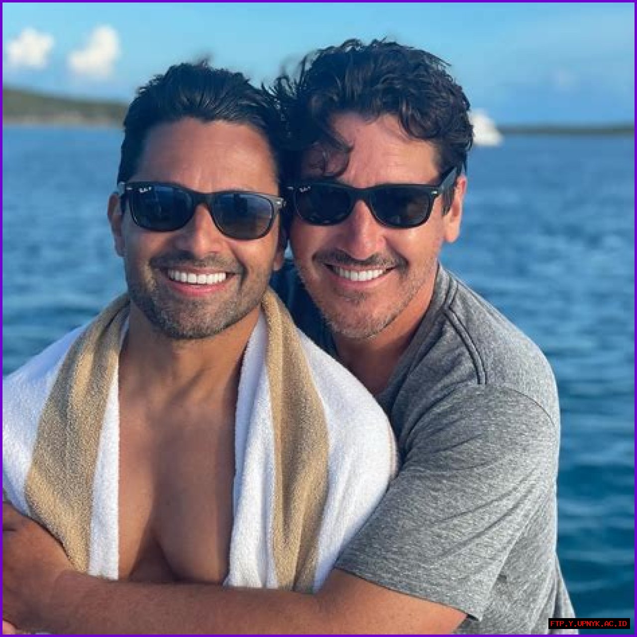 Discover Jonathan Knight's Beloved Wife: An Intimate Glimpse