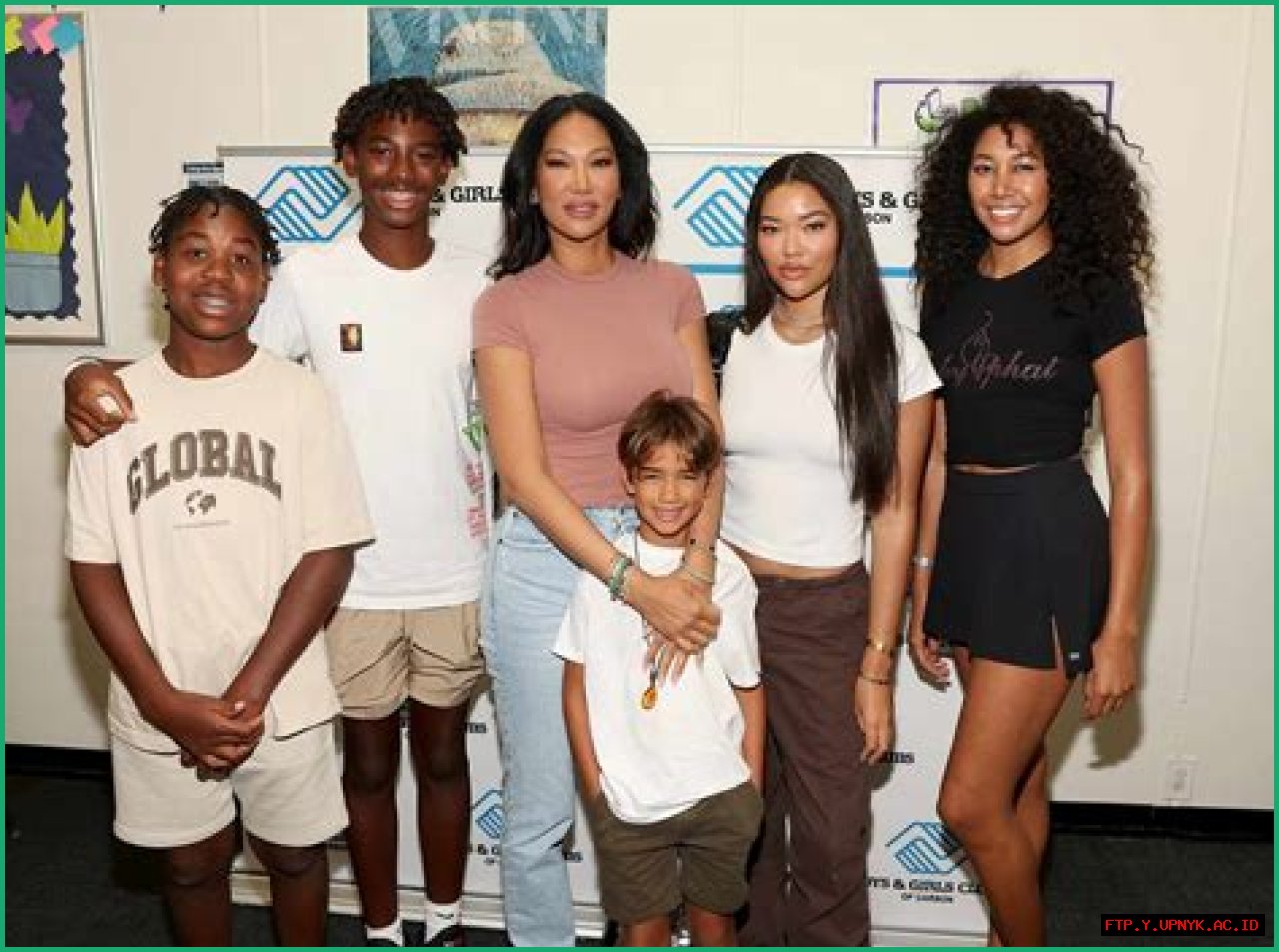 Discover Kimora Lee's Family Lineage