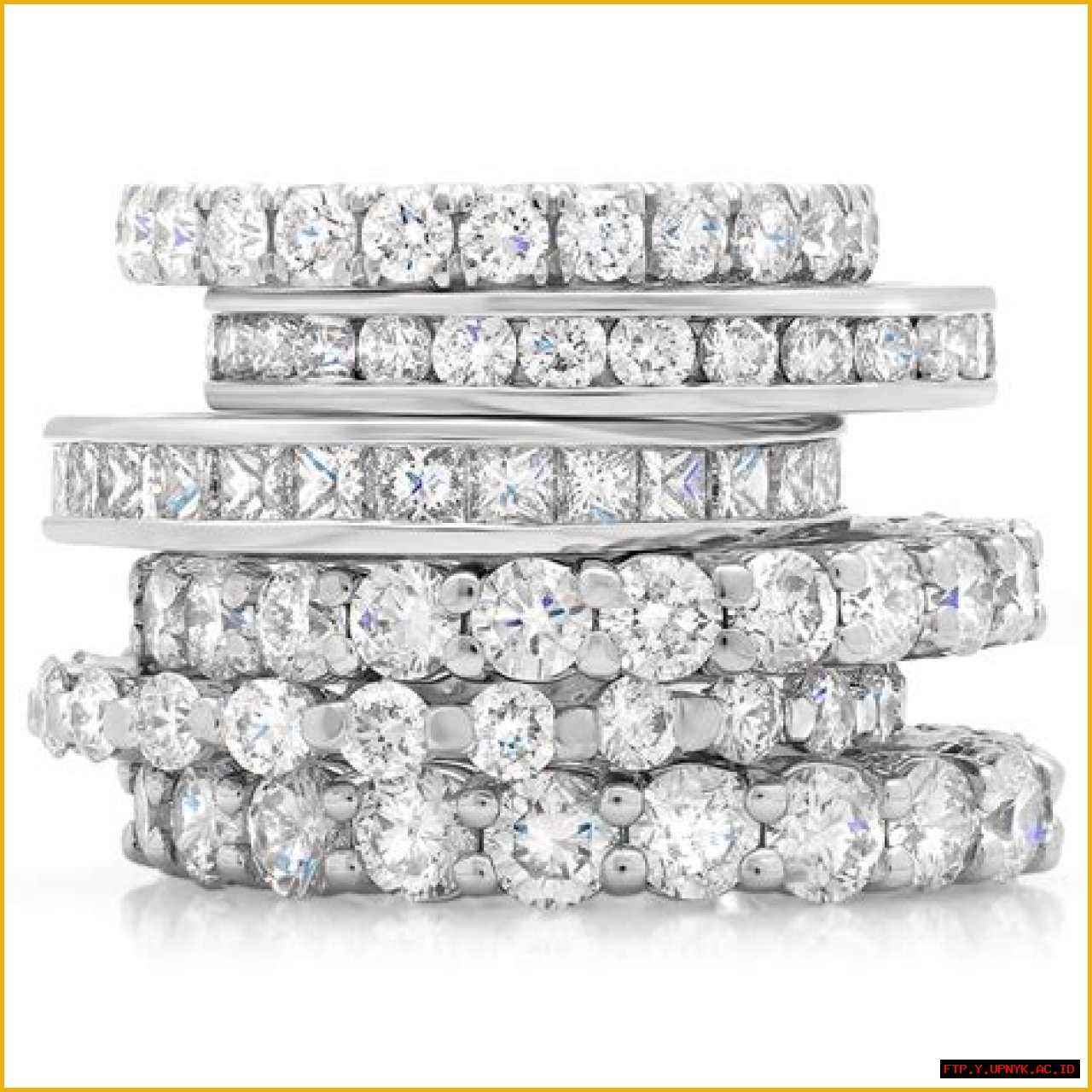 Discover The Enchanting World Of Celebrity Eternity Rings