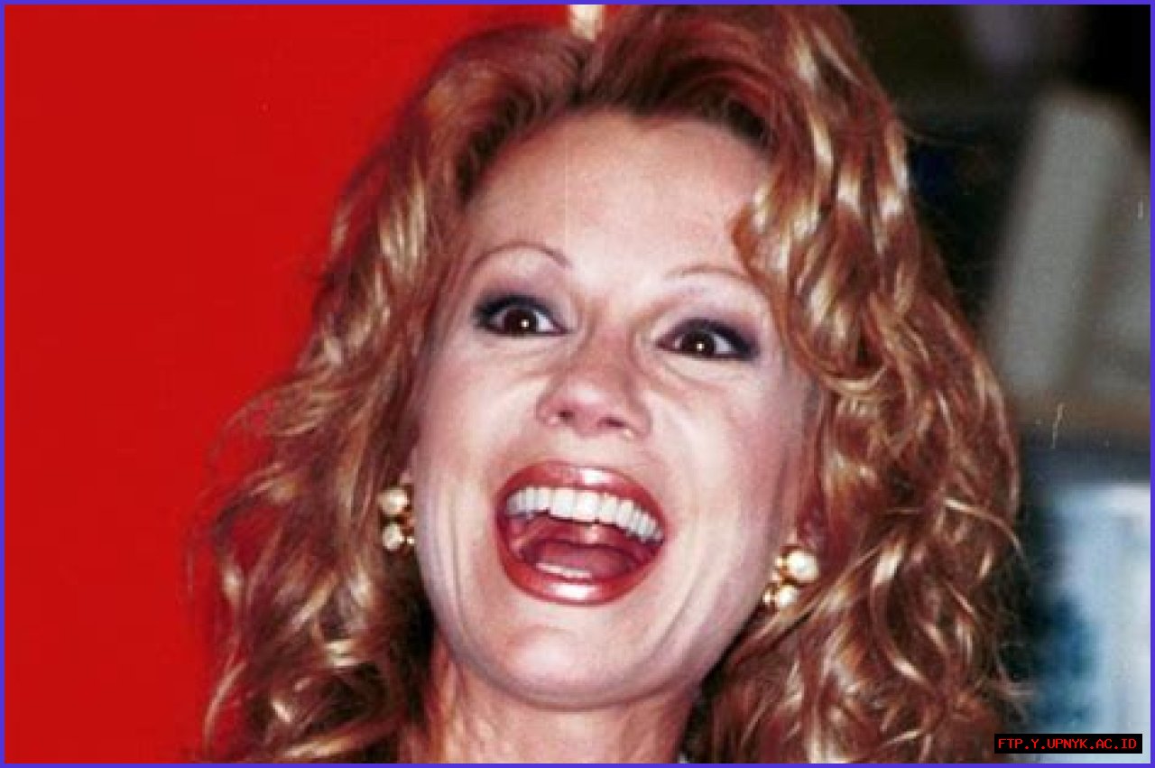 Discover The Surprising Age Of Kathy Lee Gifford - Unveiled!