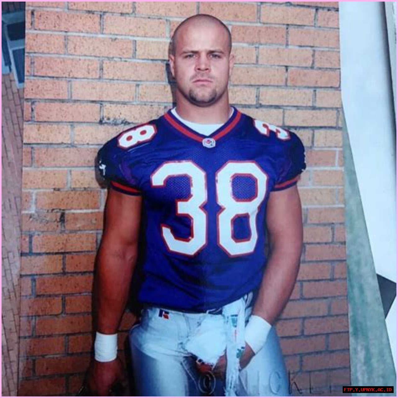 Discovering The Legacy Of Riley Gaines' Father In The NFL