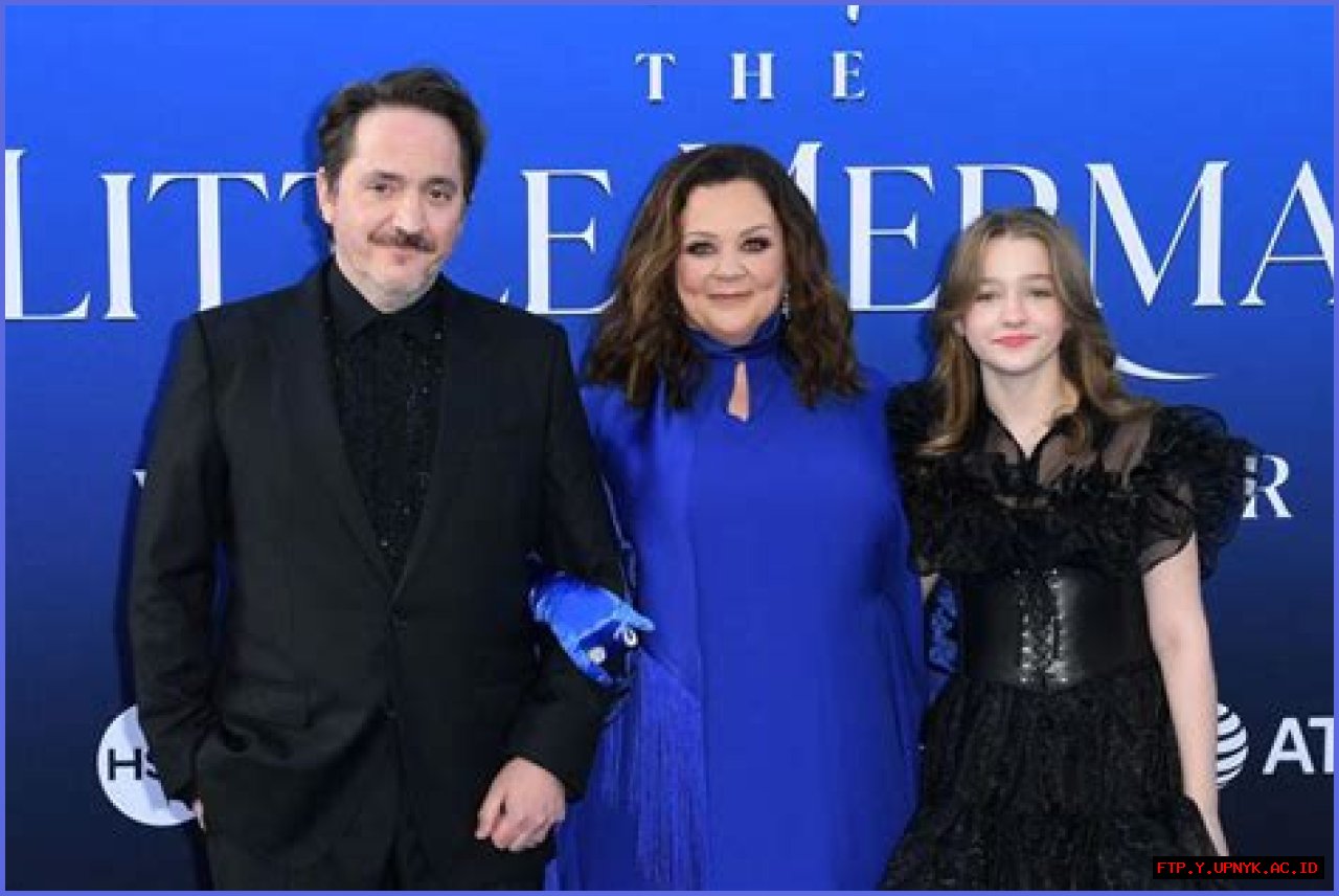 Dive Deep Into Melissa McCarthy's Family: A Look At Her Parents' Influence