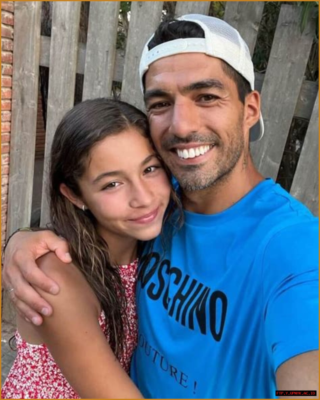 Essential Guide To Luis Suarez's Siblings