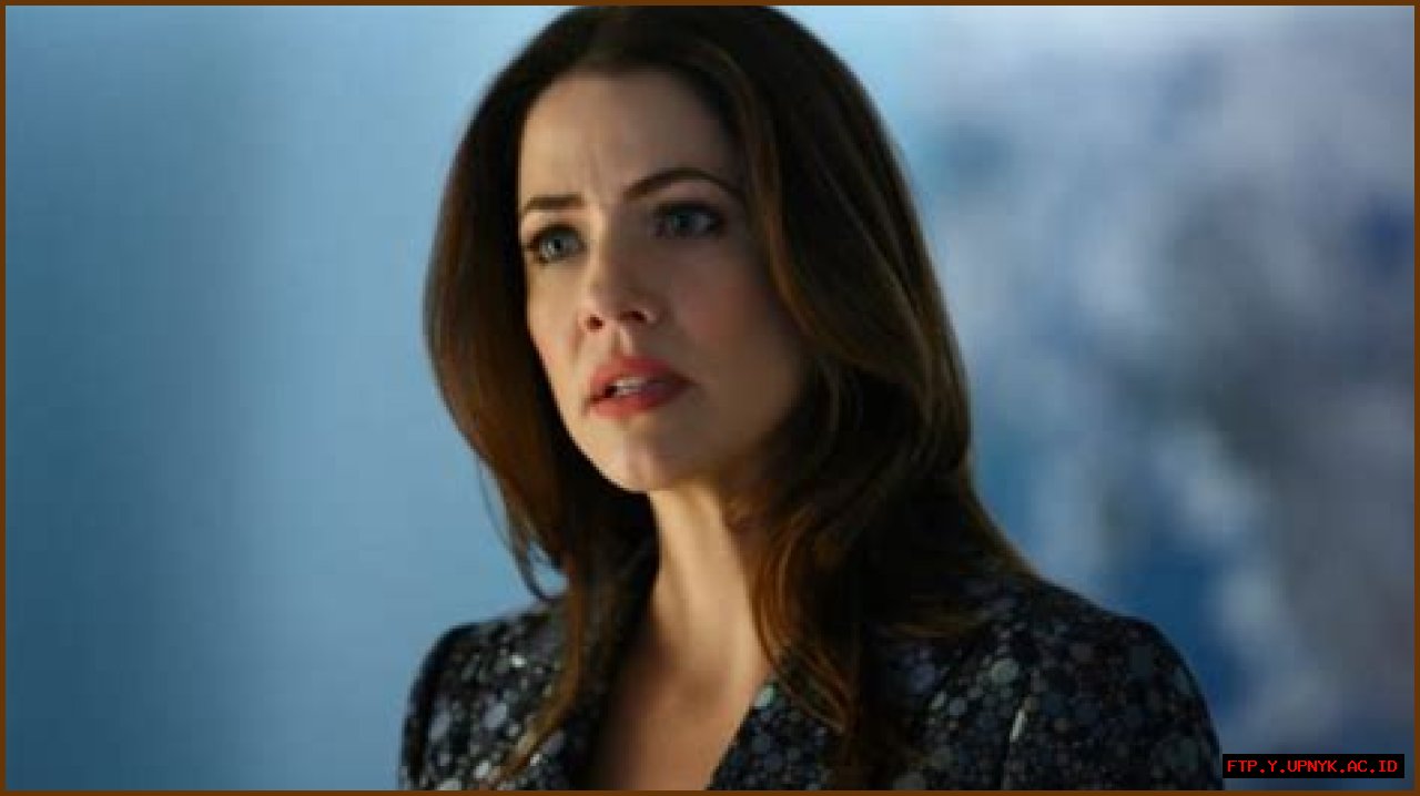 Everything You Need To Know About Julie Gonzalo Movies And TV Shows