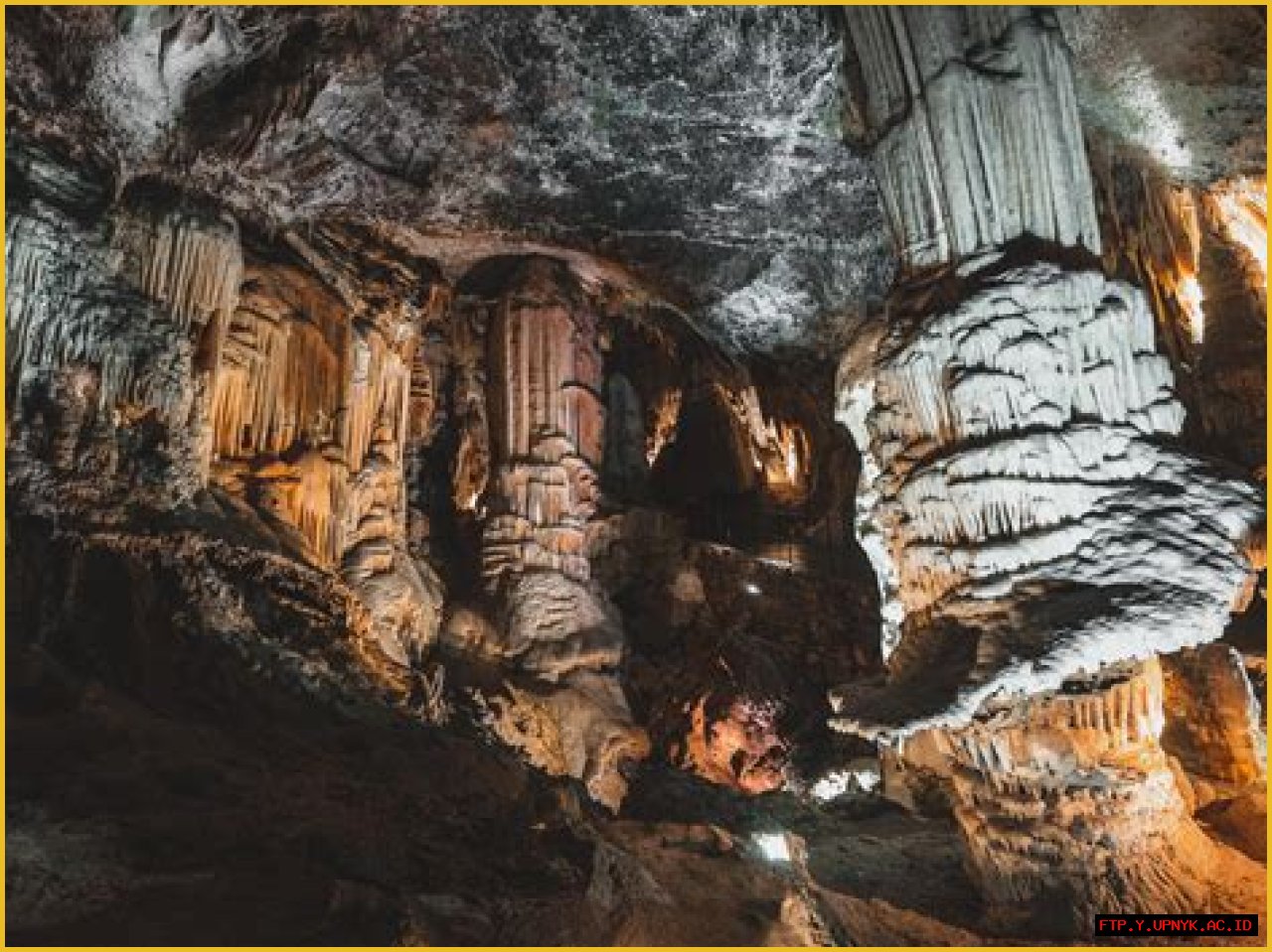 Explore The Enchanting Caves Of Hairy Hole