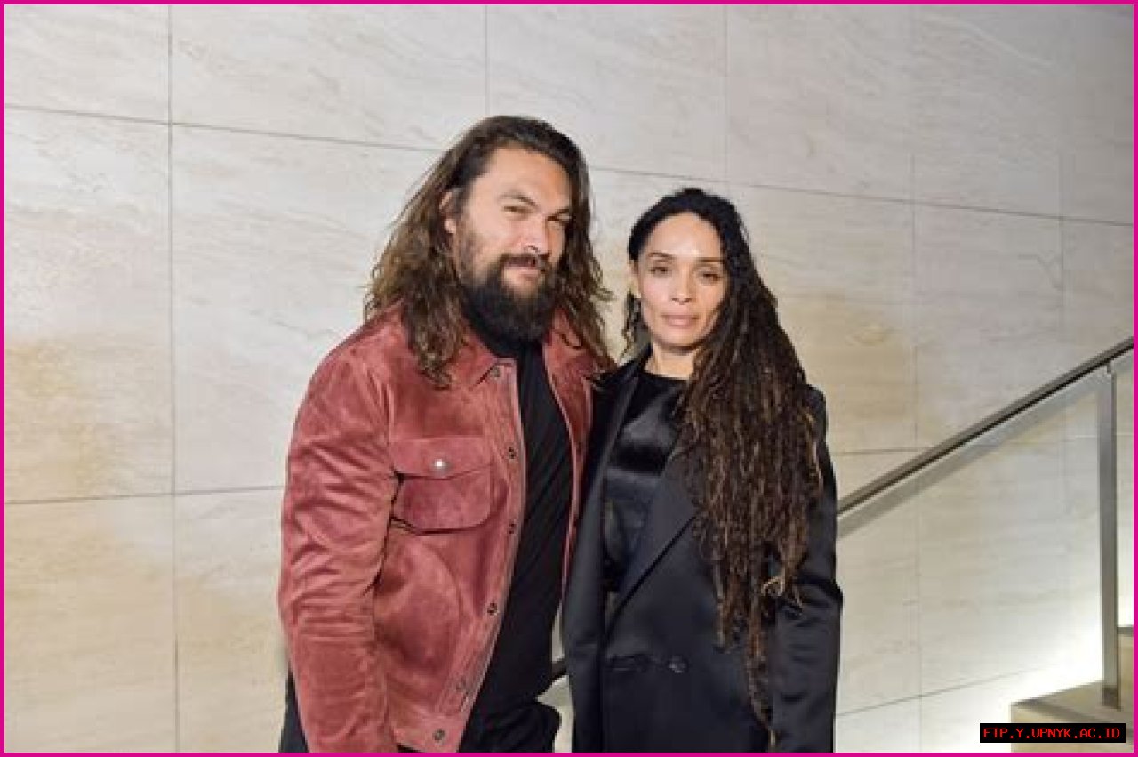 Exploring The Current Relationship Status Of Lisa Bonet