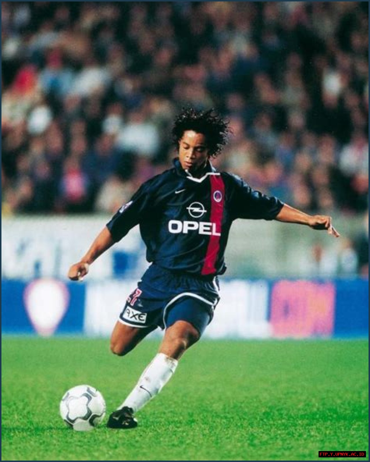 Exploring The Intriguing Ronaldinho Relationship