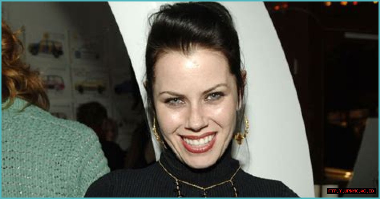 Fairuza Balk's Journey To 2024: An Inspiring Story