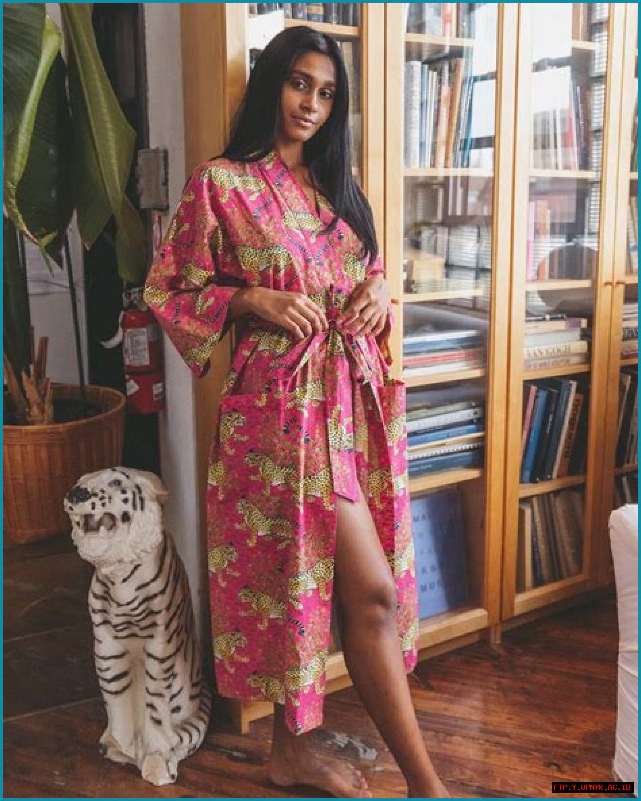 Find Your Perfect Pretty Woman Robe Today | Luxury Comfort Delivered