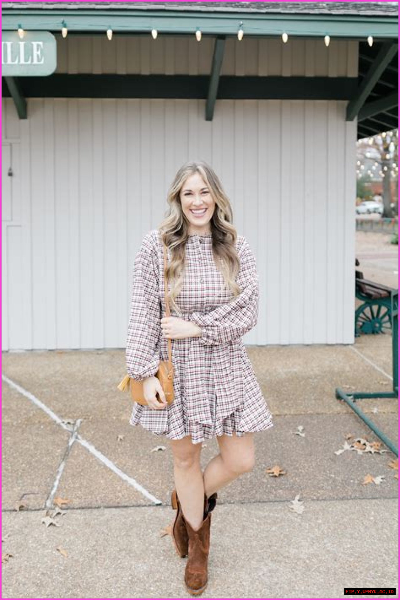 Get The Perfect Match: Long Sleeve Dresses That Complement Cowboy Boots