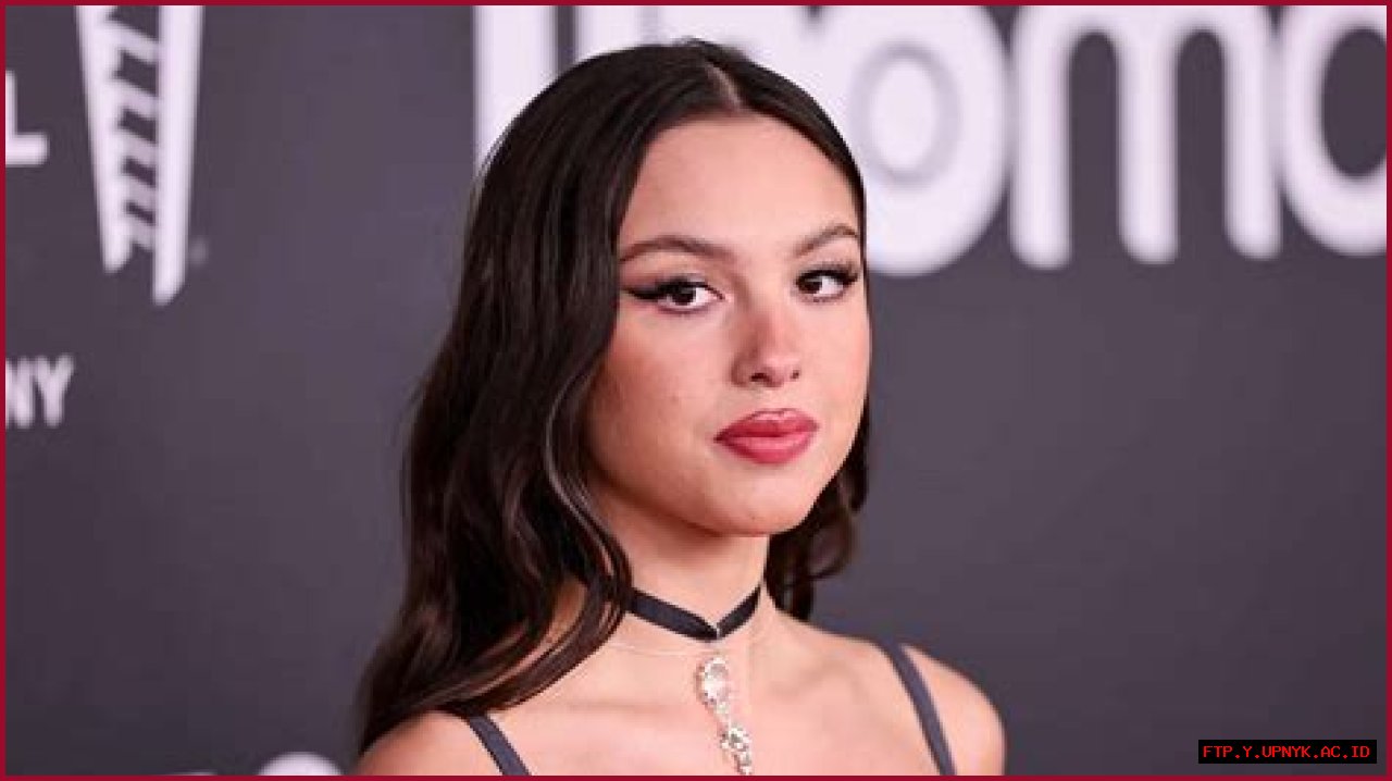 How Old Is Olivia Rodrigo? - Age, Birthday, And More Information