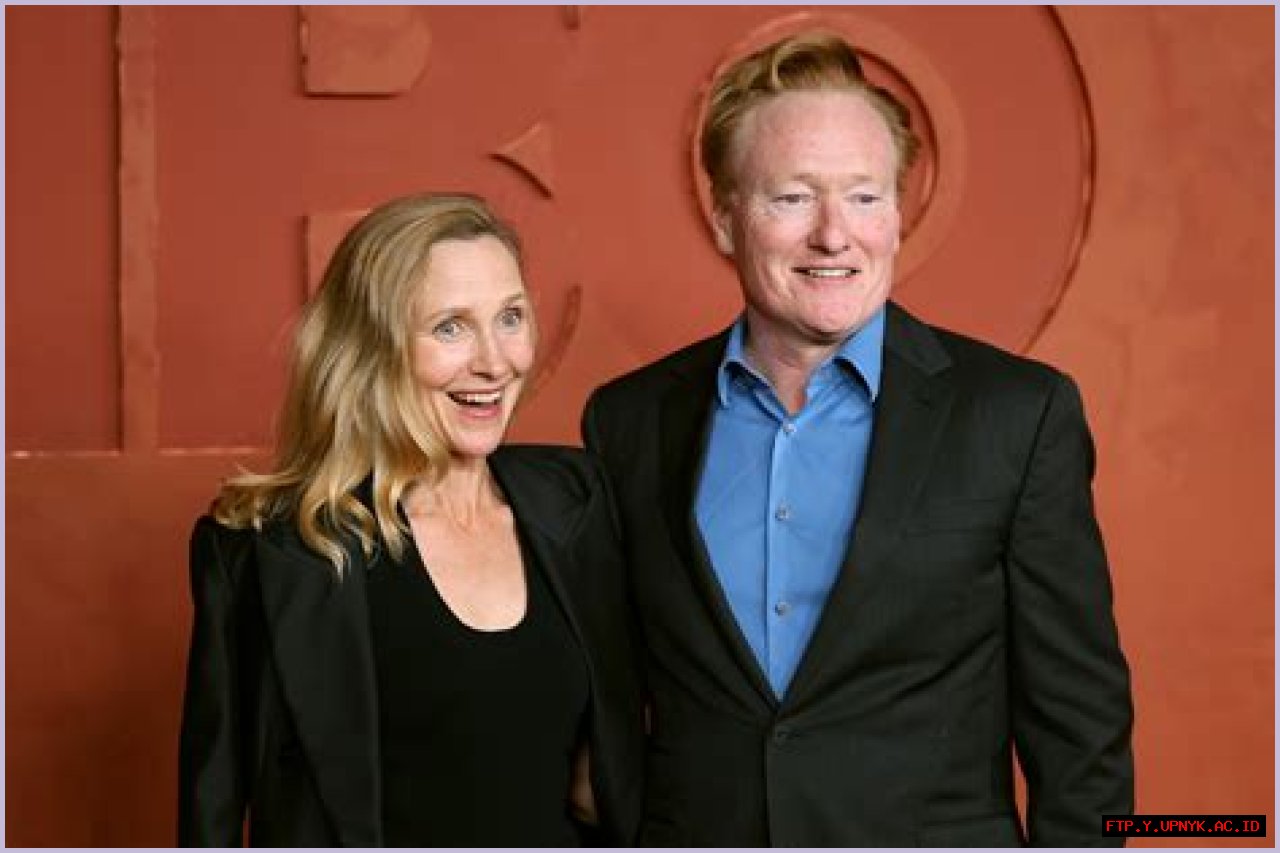 Is Conan O'Brien's Marital Status: Unveiled