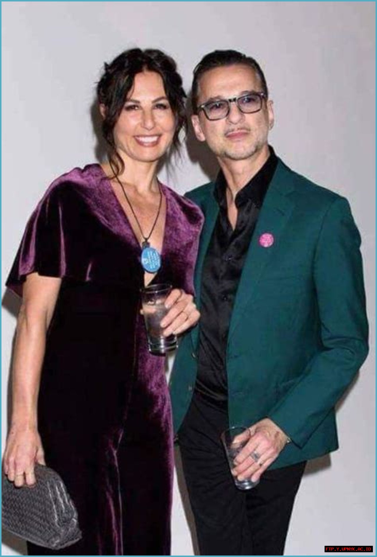 Is Dave Gahan Hitched? Uncovering The Truth Behind The Marriage Rumors