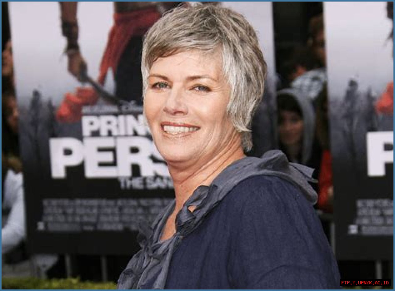 Is Legendary Actress Kelly McGillis Still With Us Today?