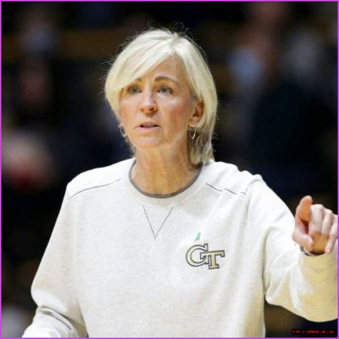 Is Nell Fortner Married: Unveiling The Romantic Life Of The Basketball Legend