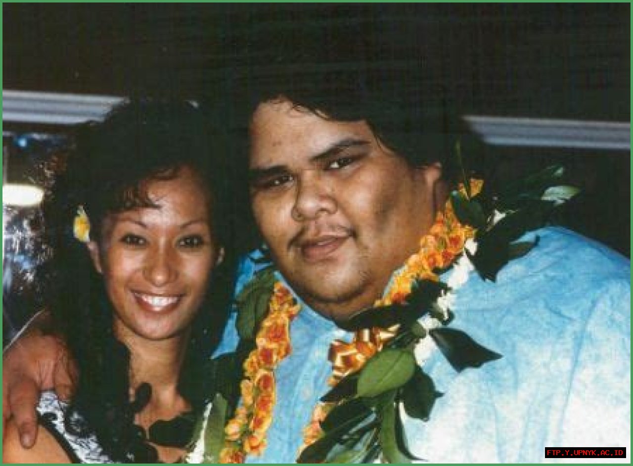 Israel Kamakawiwo'ole's Family: Wife And Daughter
