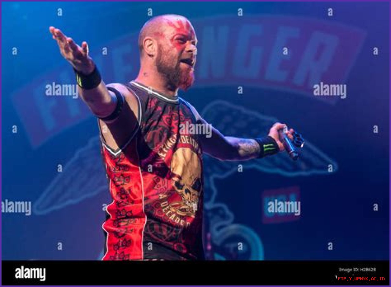 Ivan Moody: The Enigmatic Frontman Of Five Finger Death Punch