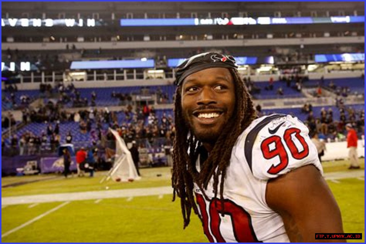 Jadeveon Clowney Net Worth - Uncover The Fortune Of The Football Star