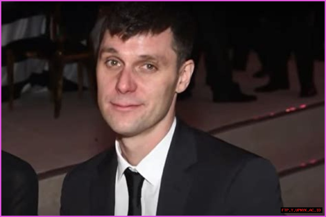 James Heerdegen: Behind The Headlines