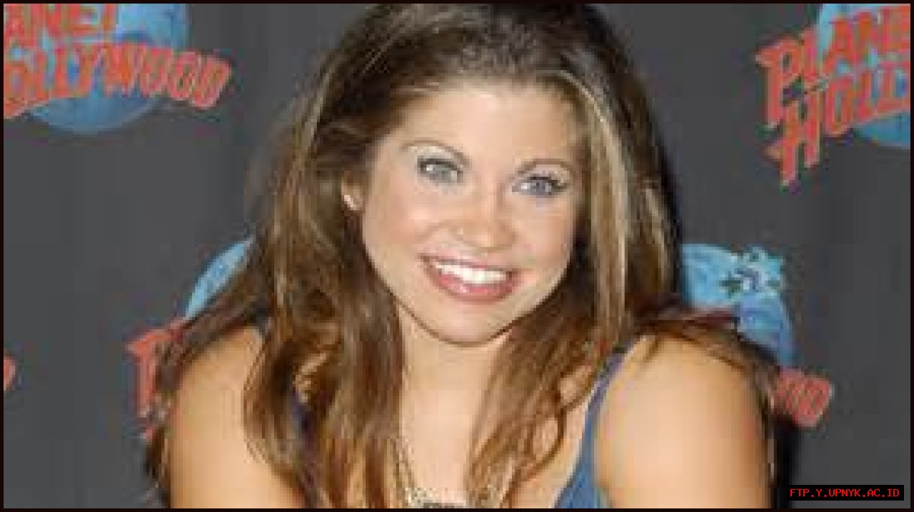 Jennifer Fishel: An Extraordinary Actress And Singer