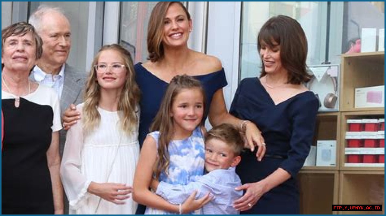 Jennifer Garner's Children: Behind The Scenes Of Motherhood