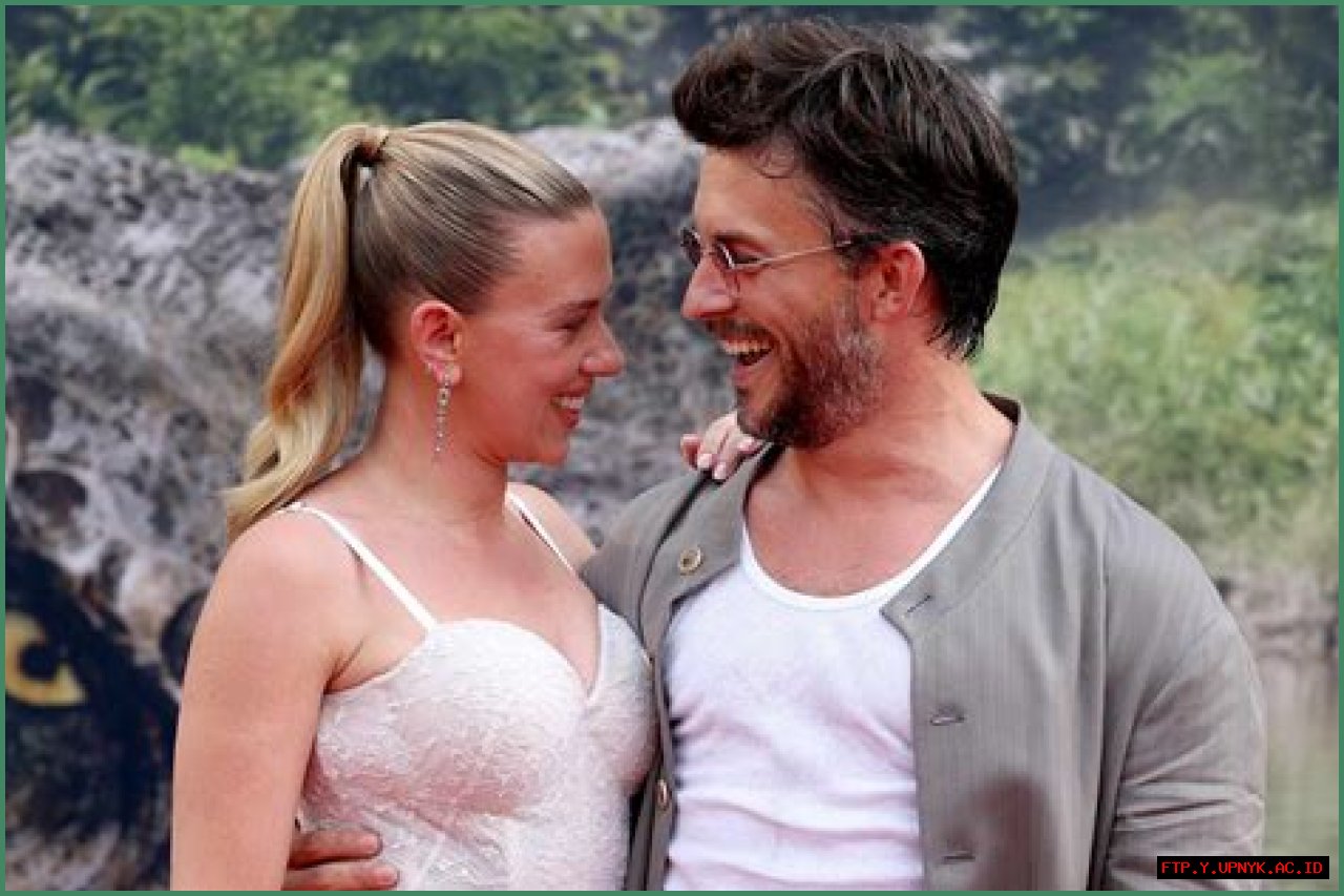 Jonathan Bailey And Girlfriend: An Inside Look At Their Relationship