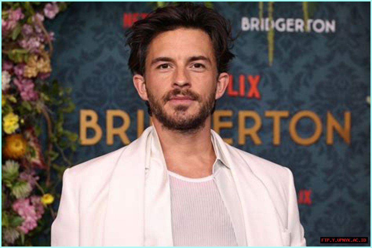 Jonathan Bailey's Private Life: A Peek Into The Actor's Personal Journey