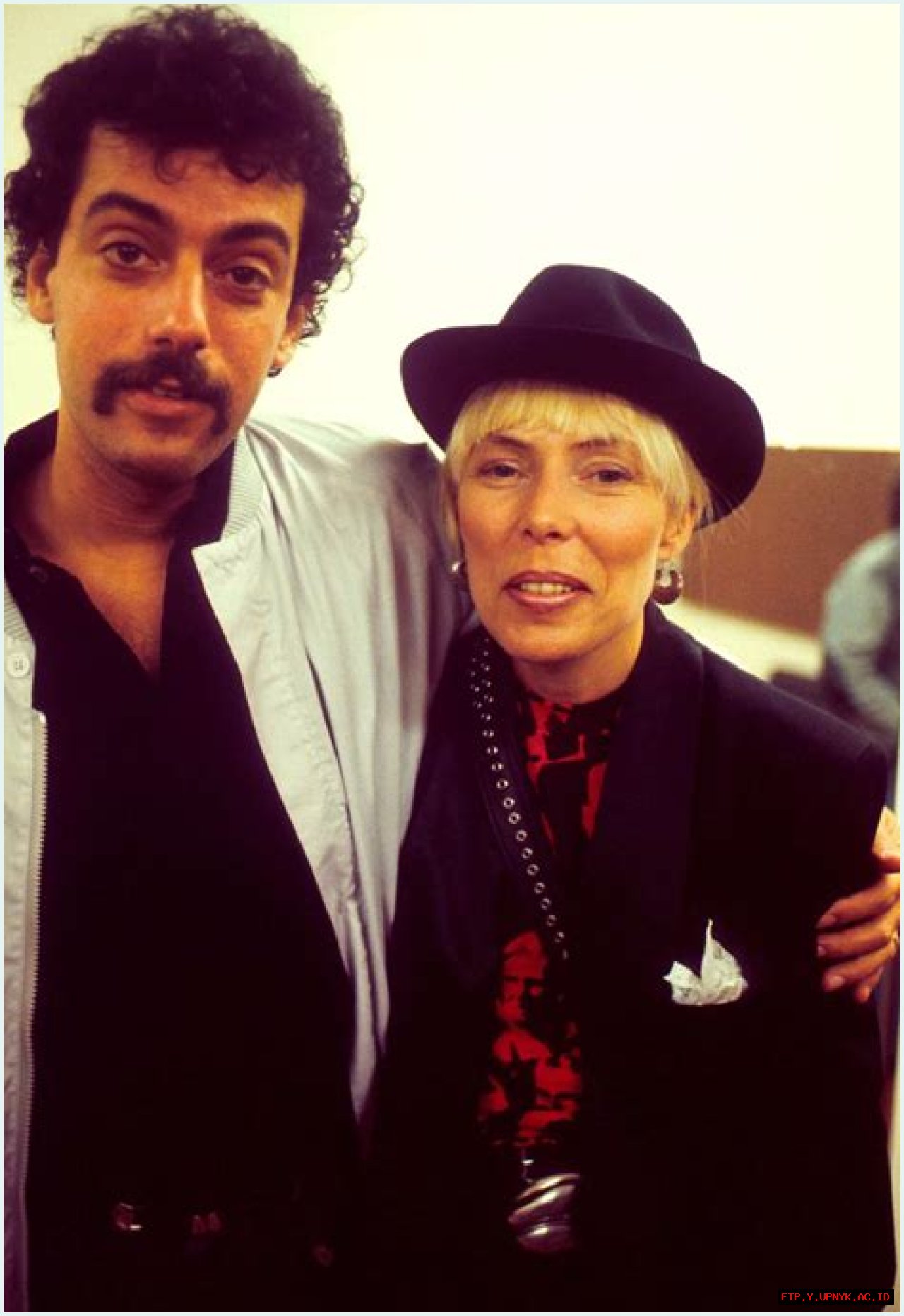 Joni Mitchell's Romantic Relationships: Past And Present