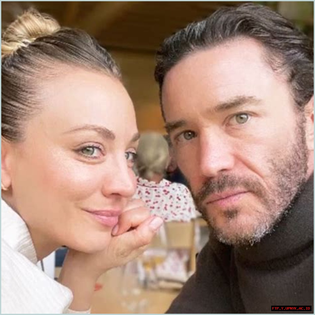 Kaley Cuoco And Tom Pelphrey: A Love Story In Bloom