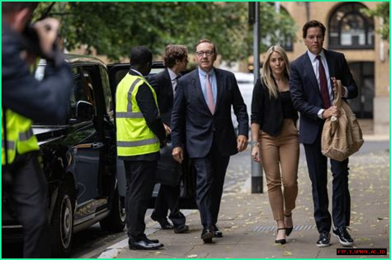 Kevin Spacey's Surprising Marital Status: Unraveling The Truth