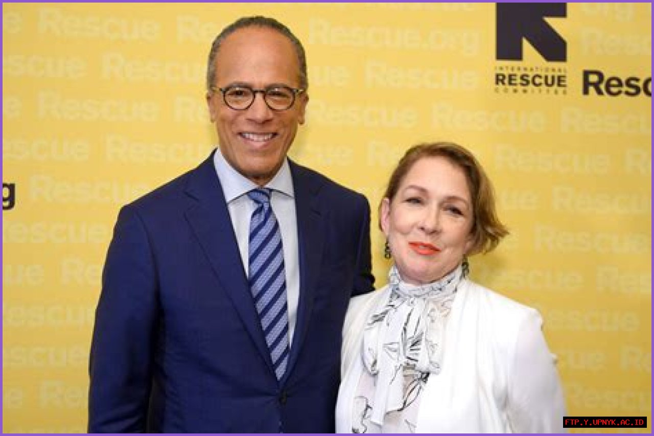 Lester Holt's Family: An Inside Look