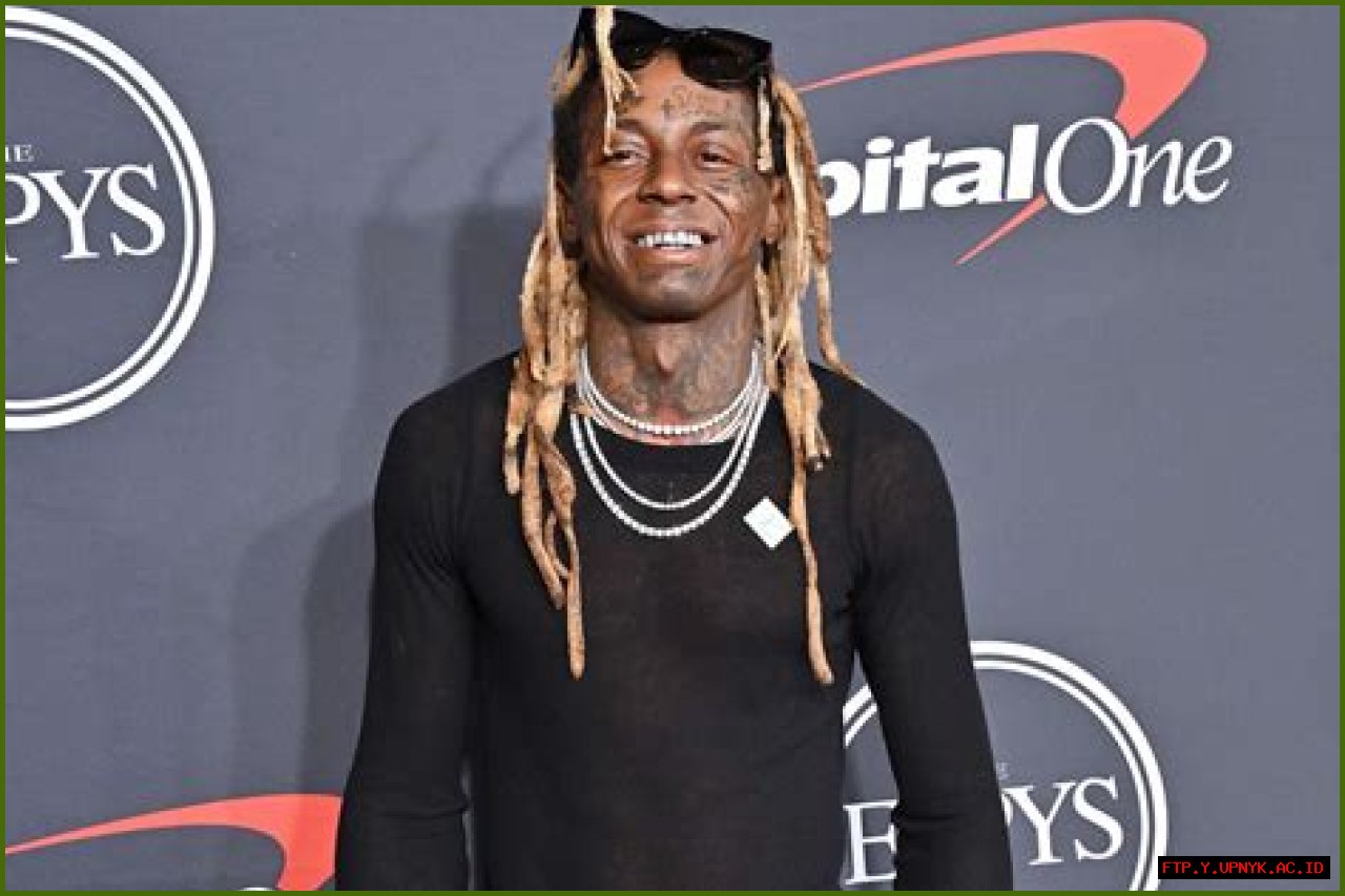 Lil Wayne Height: How Tall Is The 'Lollipop' Rapper?
