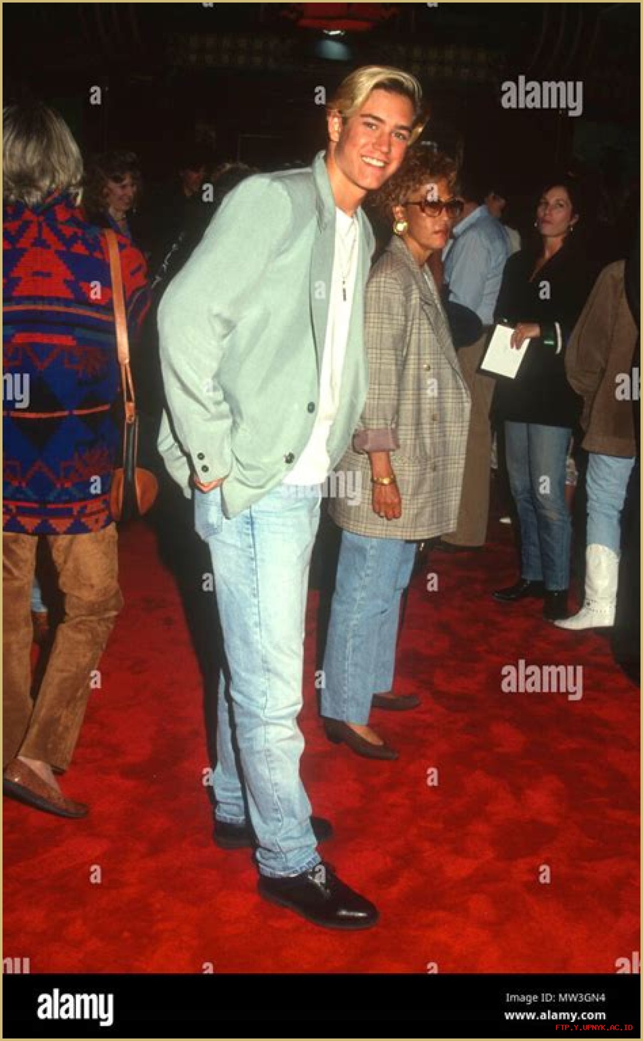 Mark Paul Gosselaar's Mother: A Closer Look At Paula Gosselaar