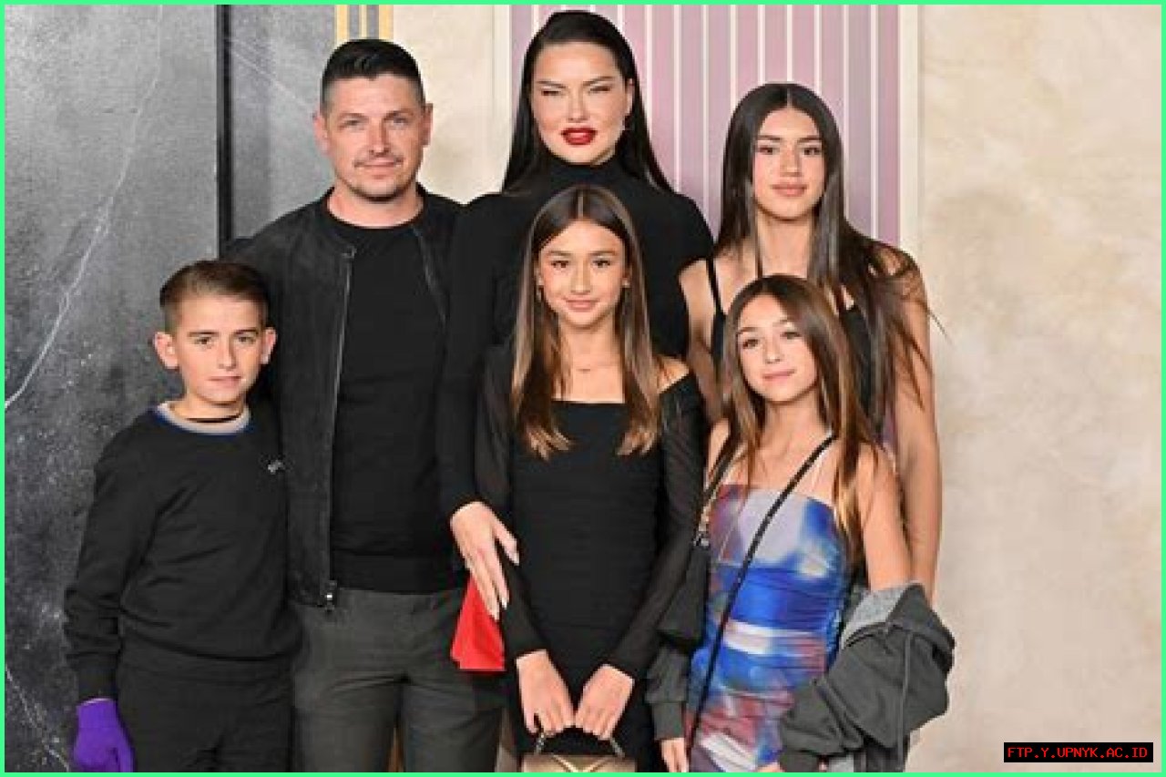 Meet Adriana Lima's Ex-Husband And Their Adorable Kids