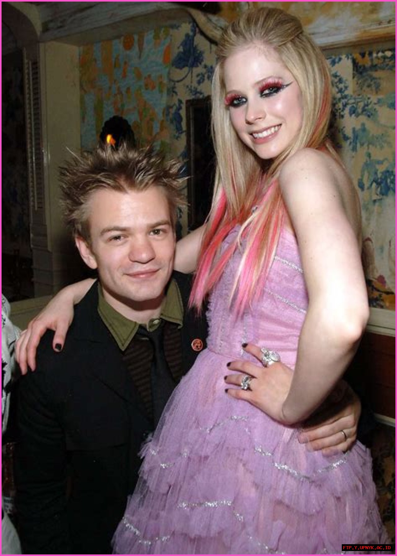 Meet Arie  Sum 41's Deryck Whibley's Wife And Love Of His Life