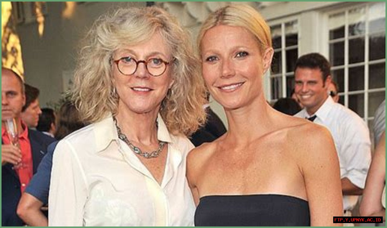 Meet Blythe Danner, The Extraordinary Mother Of Gwyneth Paltrow