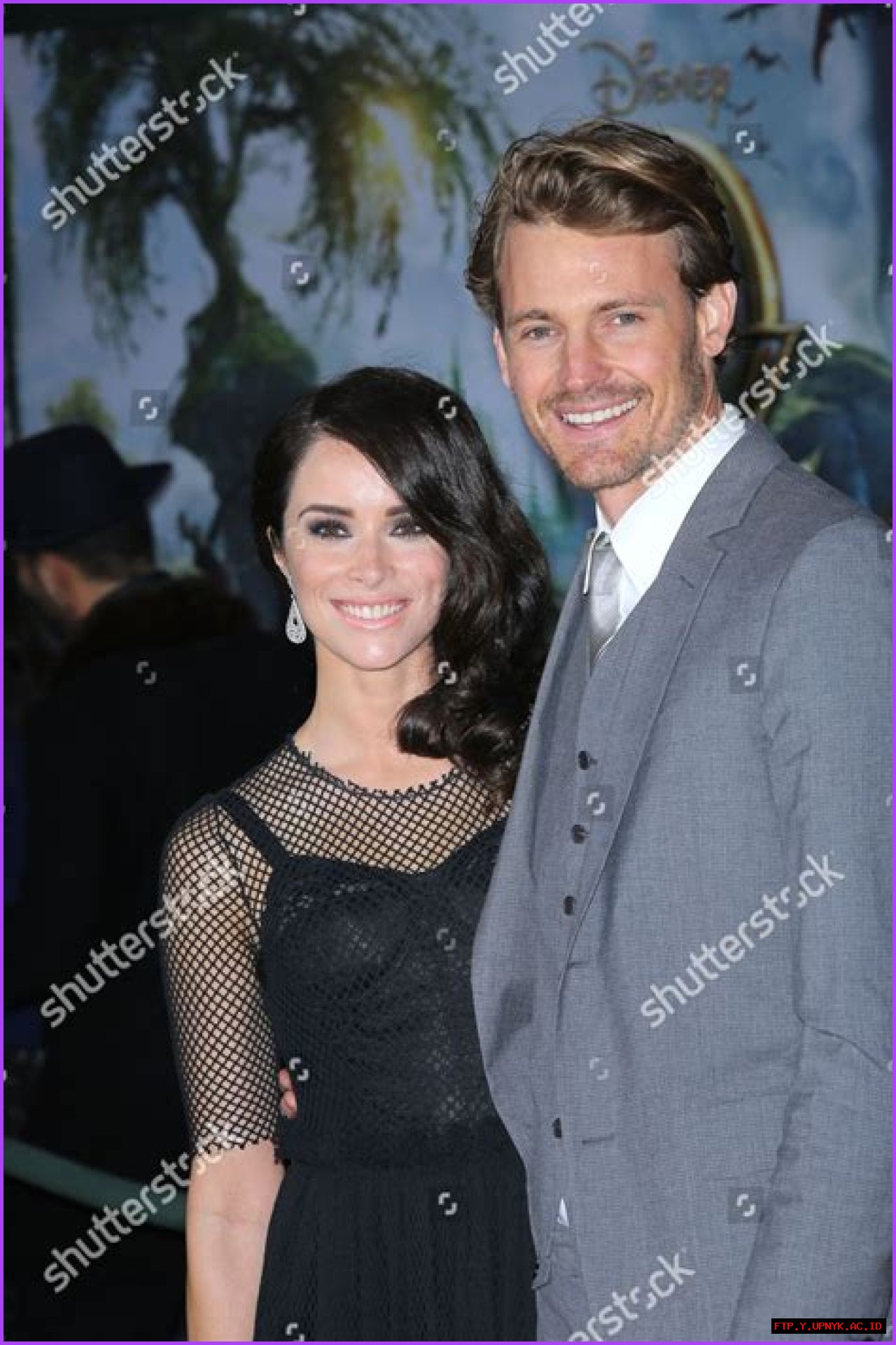 Meet The Dynamic Duo: Josh Pence And Abigail Spencer